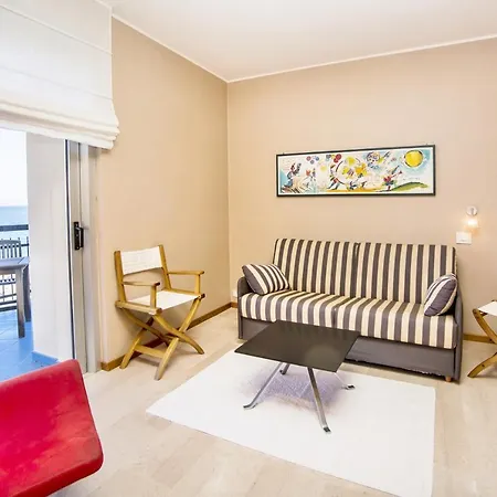 Tirreno Otel 4*