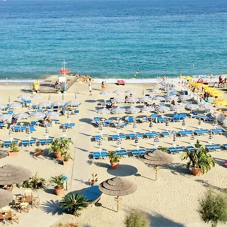 Tirreno Hotel