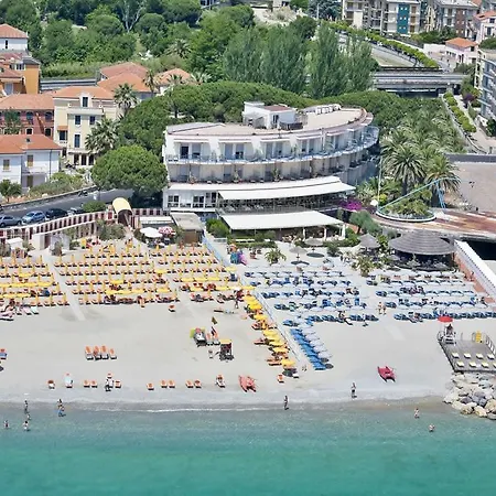 Tirreno 4*