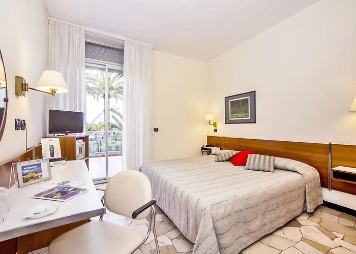 Hotel Tirreno 4*