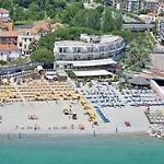 Tirreno 4*