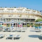 Tirreno Hotell