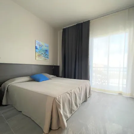 Hotel Tirreno 4*