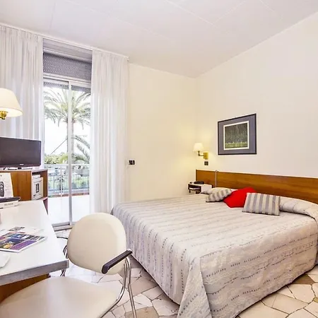 Hotel Tirreno 4*